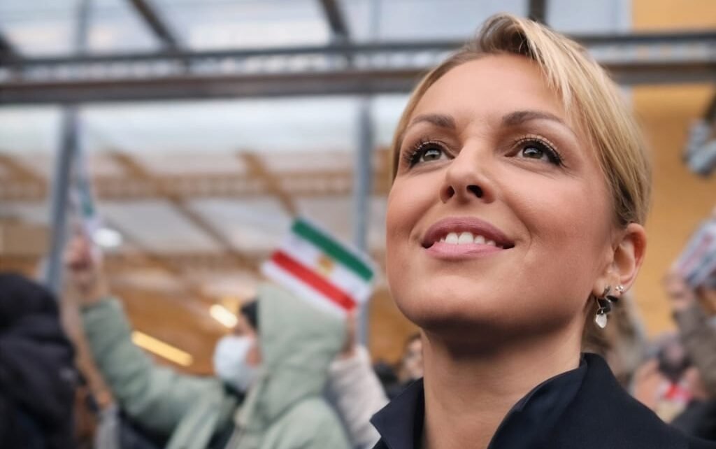 Francesca Pascale e l'impegno per le donne iraniane